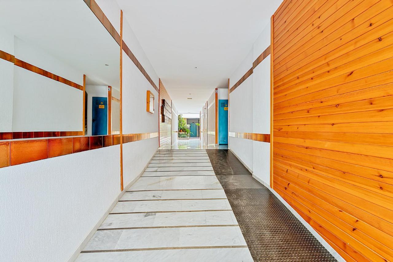 Apartamento con patio a 1 minuto de la playa Fuengirola Exterior foto