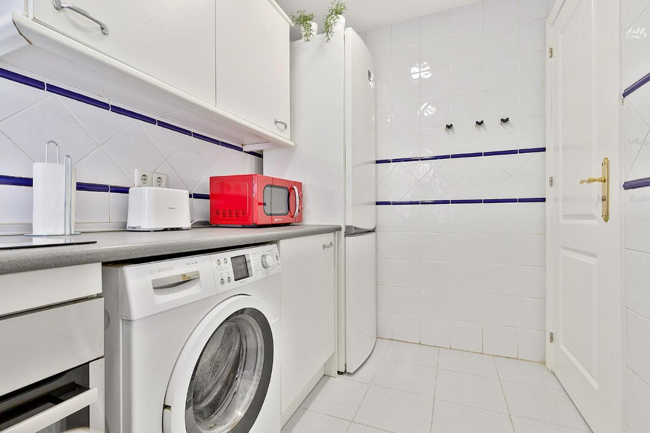 Apartamento con patio a 1 minuto de la playa Fuengirola Exterior foto