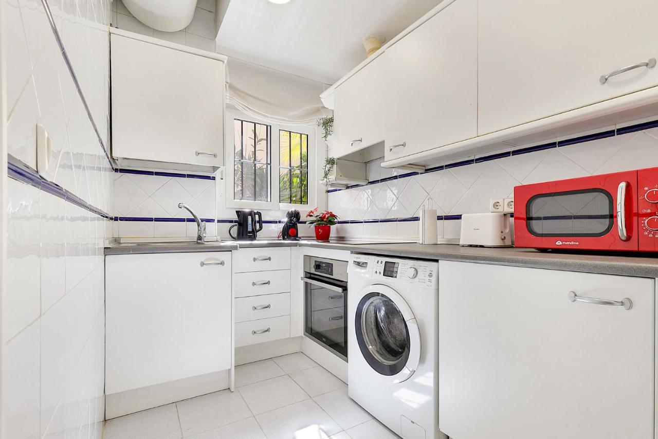 Apartamento con patio a 1 minuto de la playa Fuengirola Exterior foto
