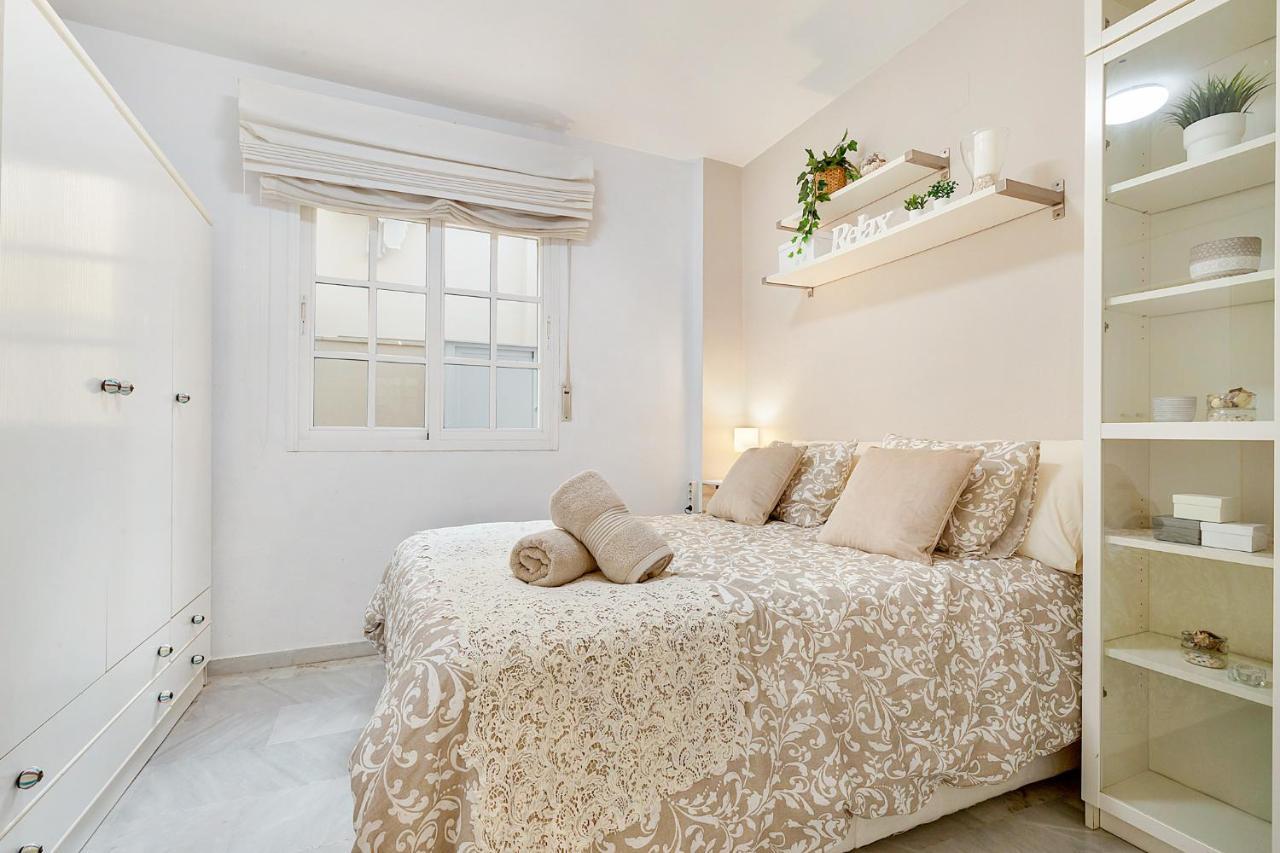 Apartamento con patio a 1 minuto de la playa Fuengirola Exterior foto